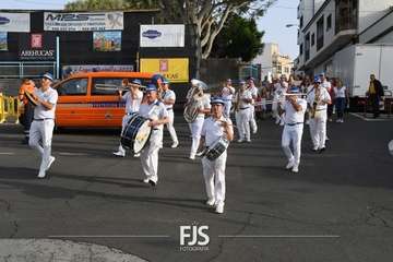 Lomo Magullo abraza la vida con la escultura homenaje a la Traída del Agua/Francisco Javier Santana y TA.